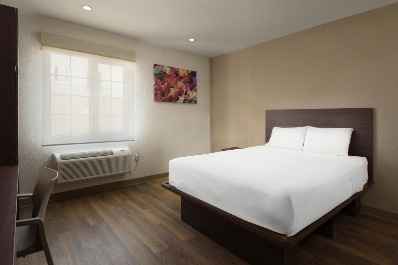 Extended Suites Queretaro Juriquilla Jurica Zewnętrze zdjęcie