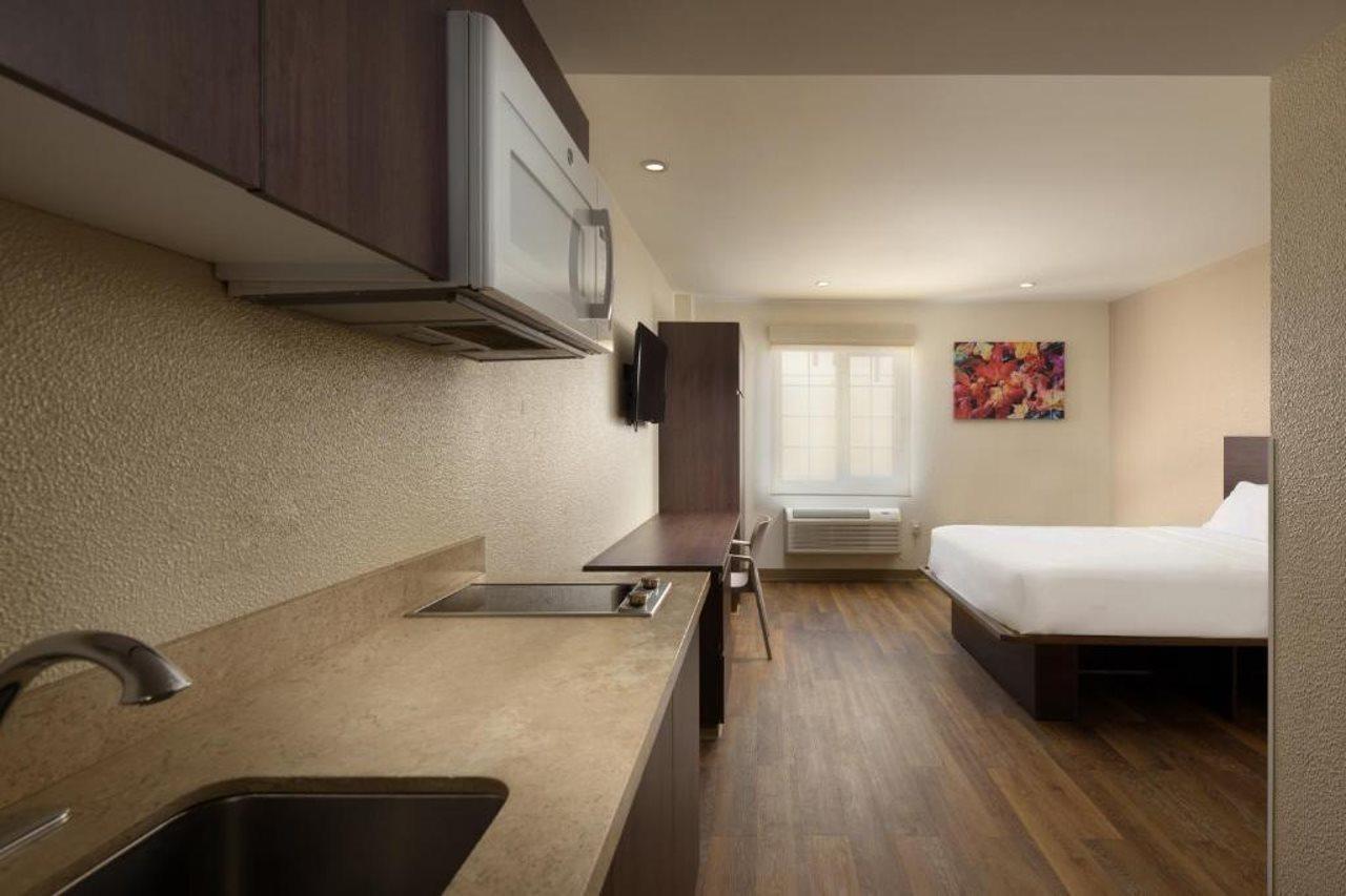 Extended Suites Queretaro Juriquilla Jurica Zewnętrze zdjęcie